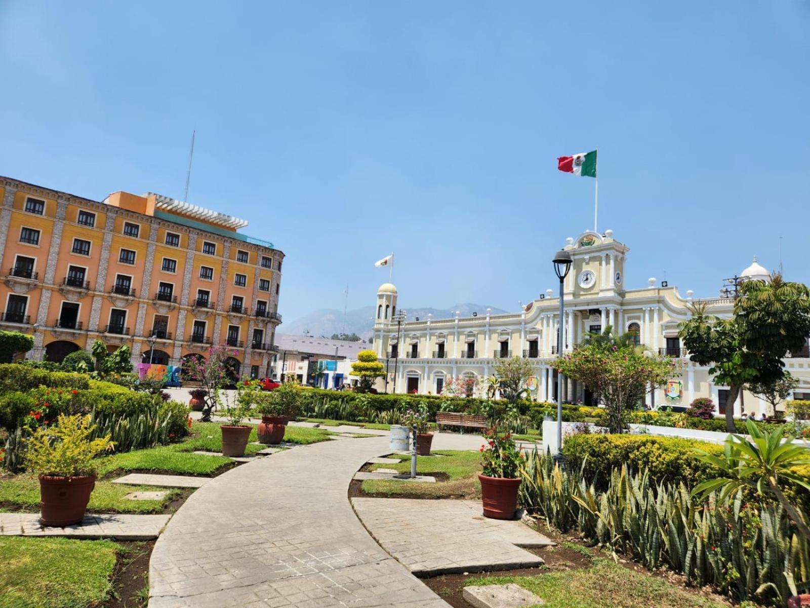 Hotel El Mexicano Tepic Centro Exterior photo